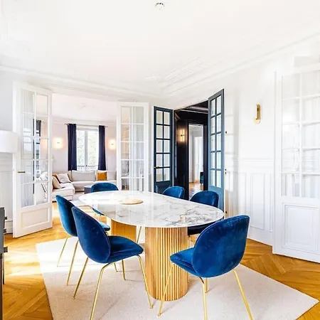 아파트 Guestready - Invalides Elegance Escape 파리